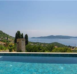 4 bedroom villa with pool in Dubrovnik region, sleeps 8 